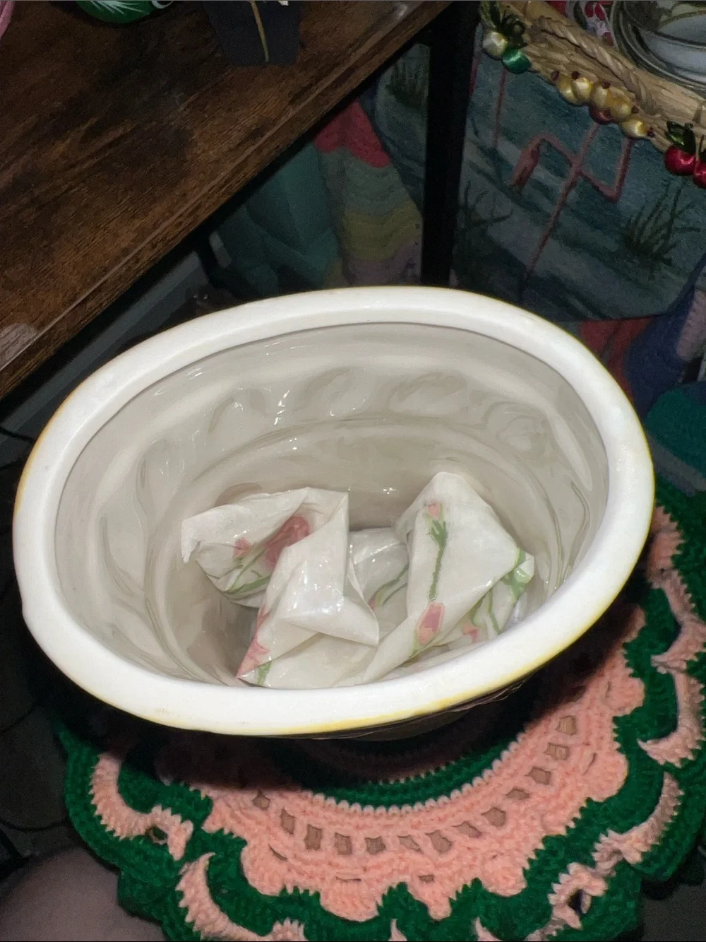 Vintage Italian Majolica Ceramic Oval Pasta Storage Canister Artichoke Top